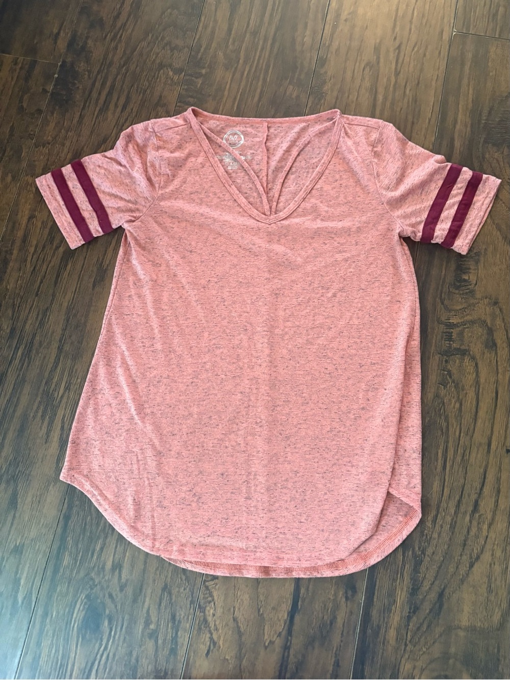 Maurice Women’s Pink Short Sleeve V-Neck Tee
